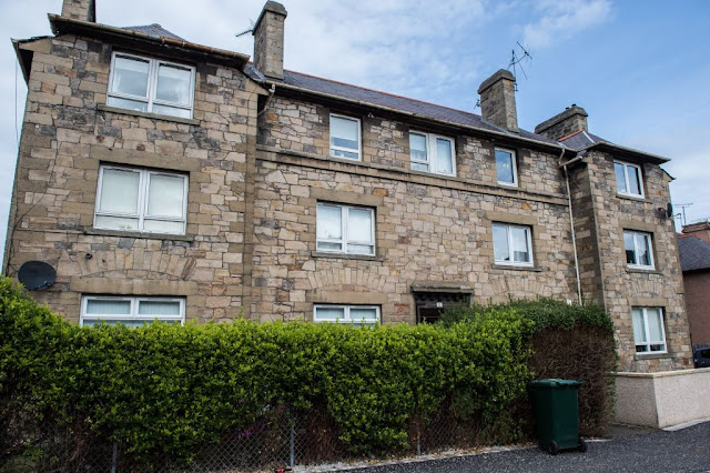 Smelly upstairs turns out to be from a dead body