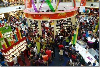 Mid Valley centre court