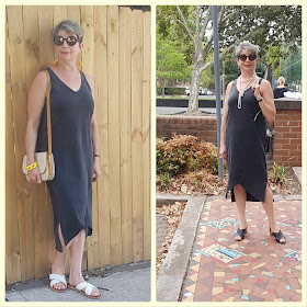 A SIMPLE LBD WORN TWO WAYS