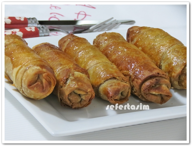 HAŞHAŞLI PATATESLİ BÖREK