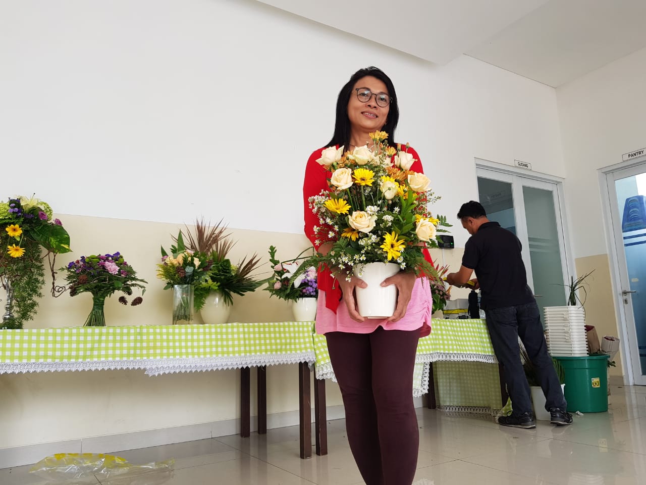 Workshop Tata Bunga Altar Gereja Santo Albertus