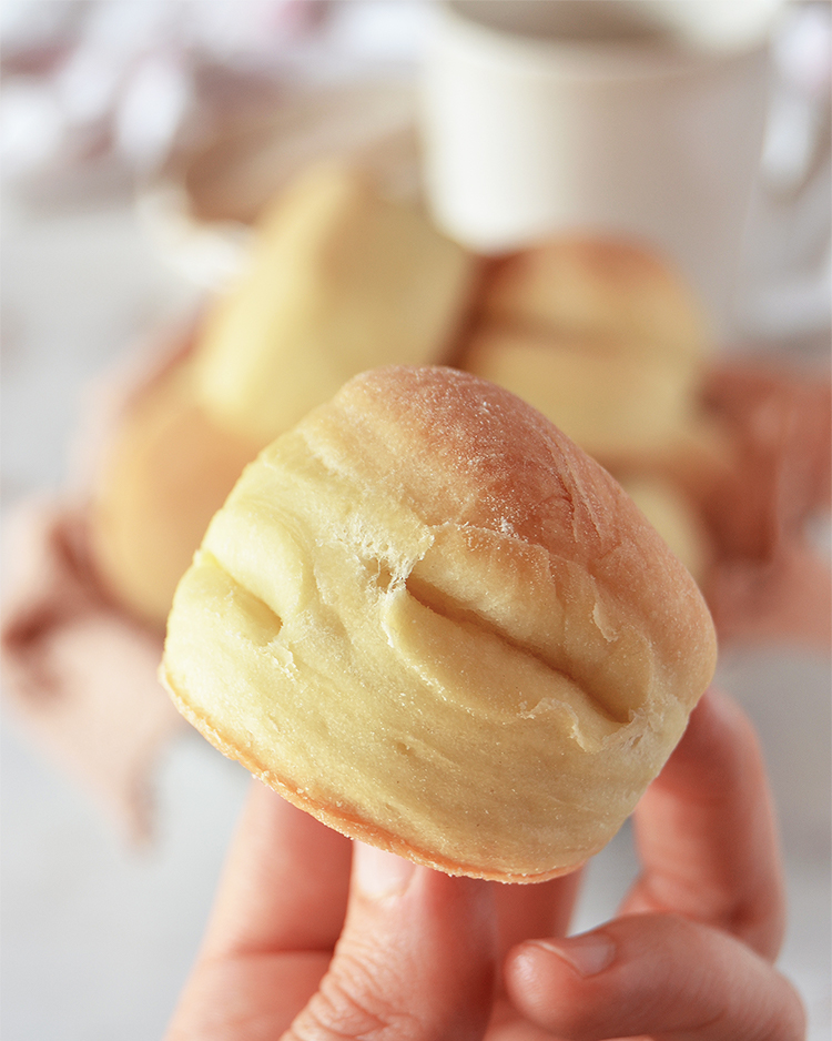 Panes de manteca butter bread