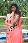 Actress Pavani sizzling photo shoot-thumbnail-7
