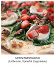 Sommerflammkuchen (Erdbeeren, Spinat & Ziegenkäse)