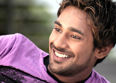 Varun Sandesh, Vimala raman in Maro Charitra