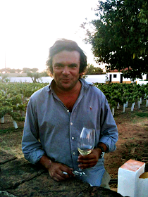 Divulgação: Joaquim Arnaud renova loja e passa a Wine Bar & Tapas - reservarecomendada.blogspot.pt