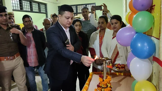 सामुदायिक स्वास्थ्य केन्द्र नौगढ़ में न्यू बोर्न स्टेपलाईजेशन यूनिट की हुई स्थापना, जिलाधिकारी ने फीता काटकर किया शुभारंभ