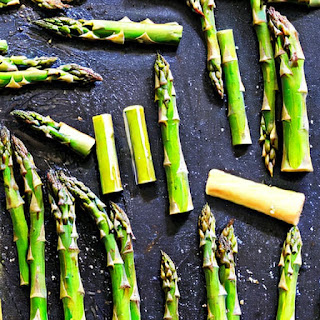 Preparing Asparagus for Cooking