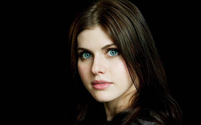 alexandra daddario 2015