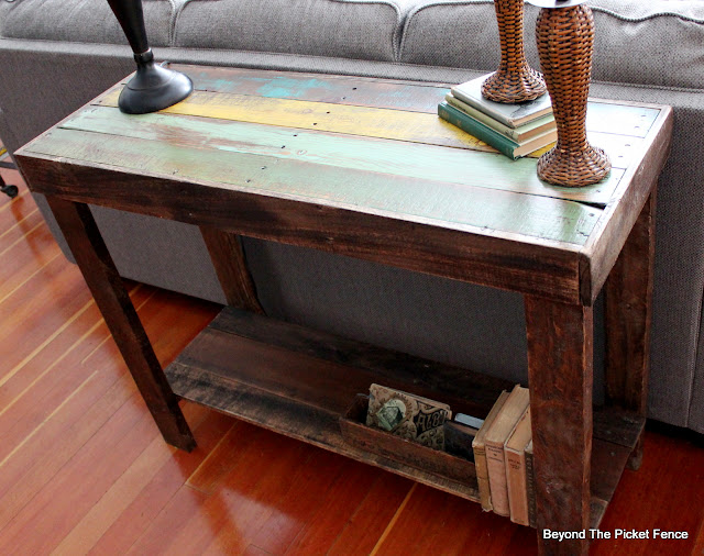 Build a Colorful Rustic Table From Pallet Wood