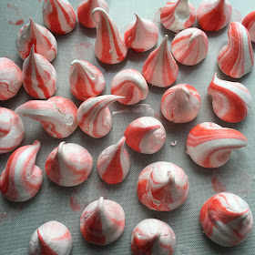 meringue kisses