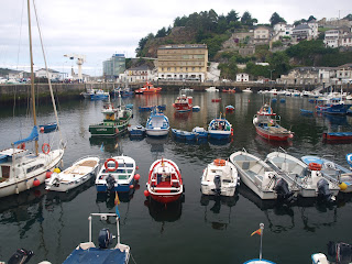 Vista del puerto de Luarca. View of the port of Luarca