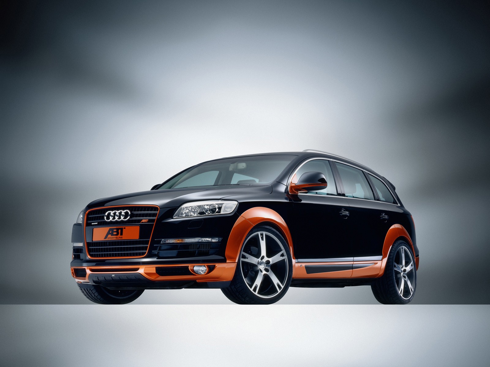 Cars Original Design  Audi Q7 Tuning Car HD Wallpapers