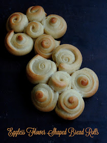 Eggless Flower Shaped Bread Rolls