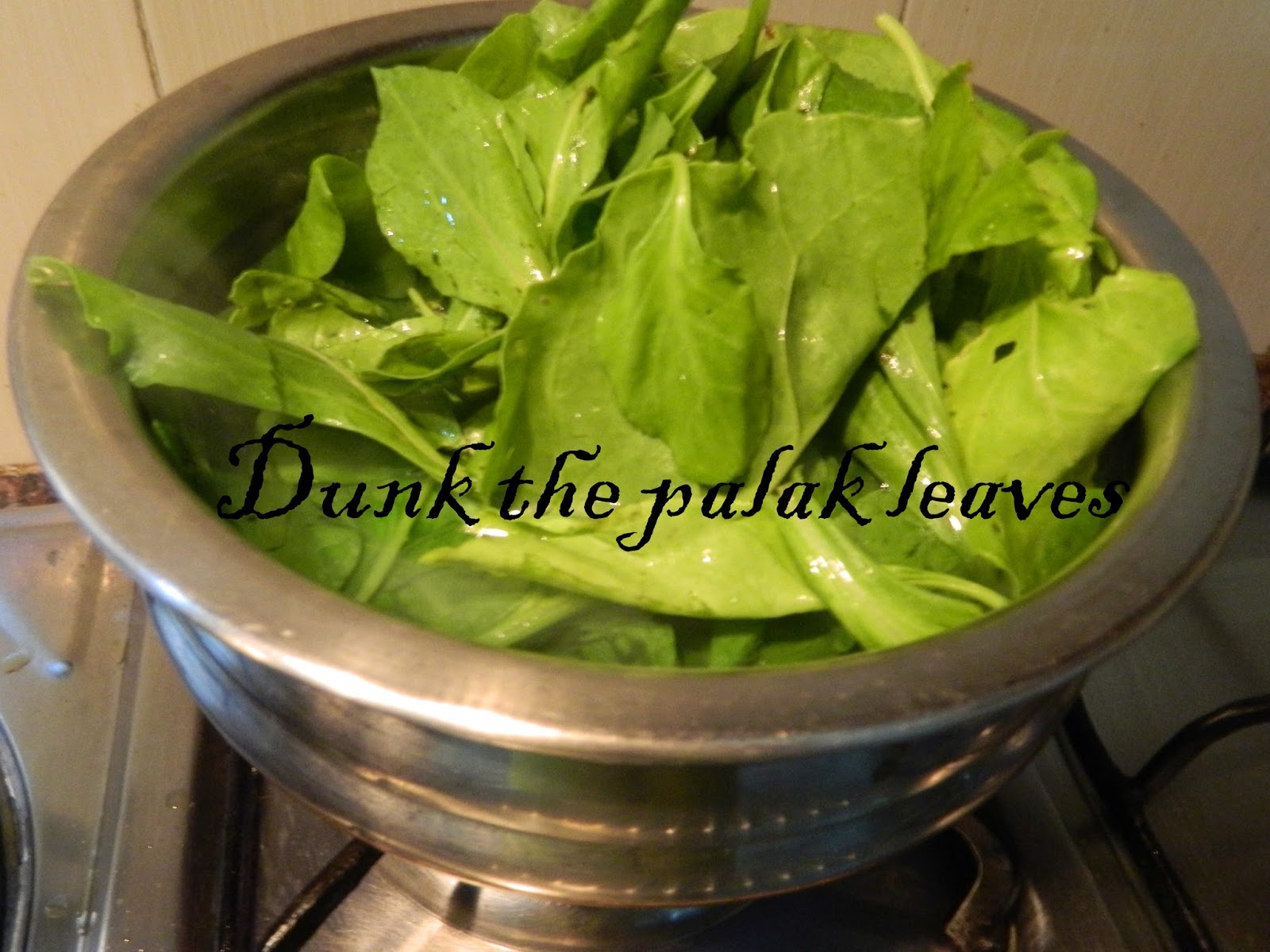 How to blanch palak and puree with stepwise pictures