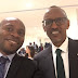 Nous voyons le PRESIDENT du Rwanda, prendre une photo avec un député Kongolais de LA MAJORITE PRESIDENTIELLE...