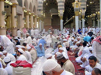 GAMBAR PUASA RAMADHAN MASJIDIL HARAM MASJID NABAWI MEKKAH-MADINAH | Animasi Bergerak Lucu Terbaru