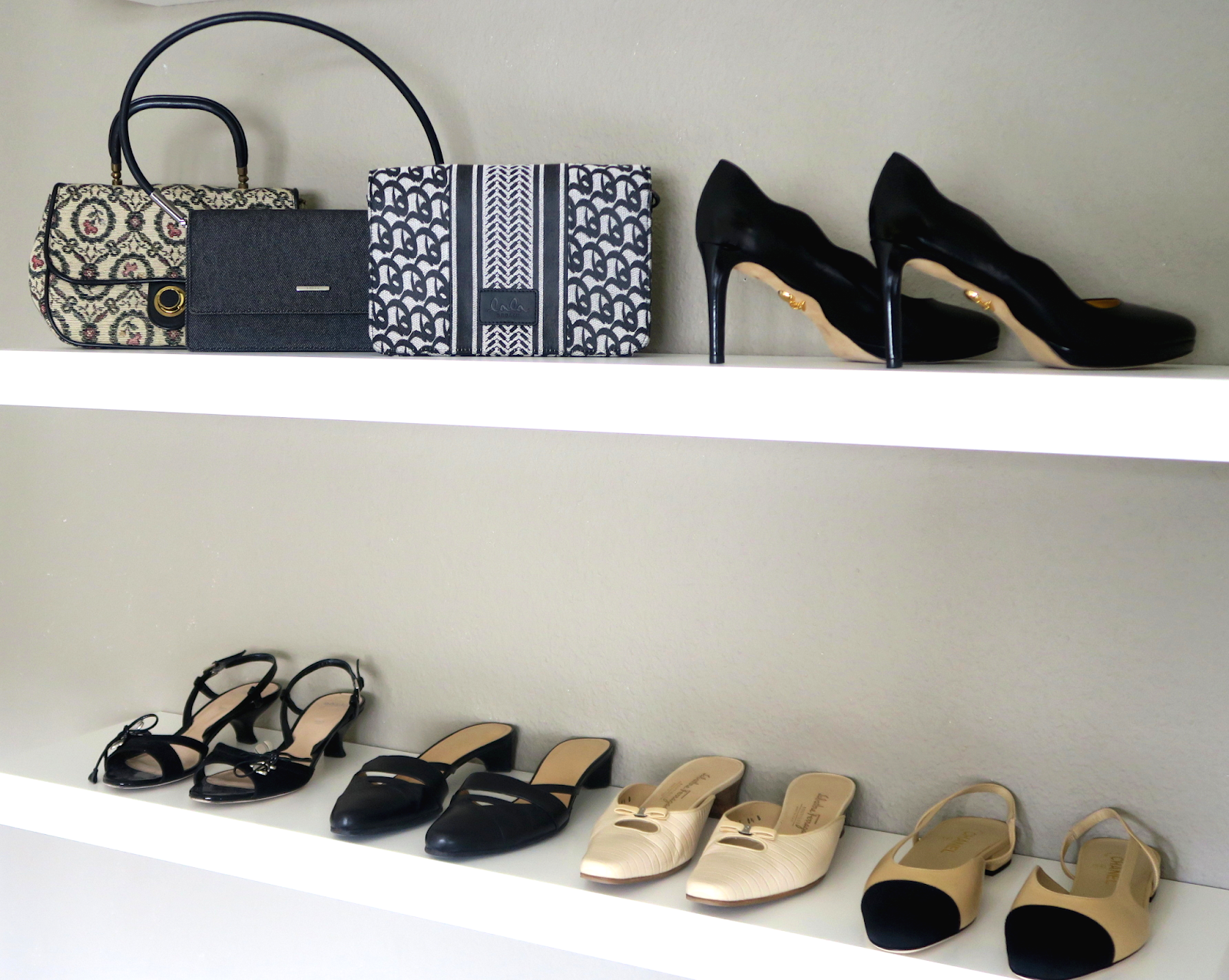 Shoe Parking - an elegant Way to store your Shoes