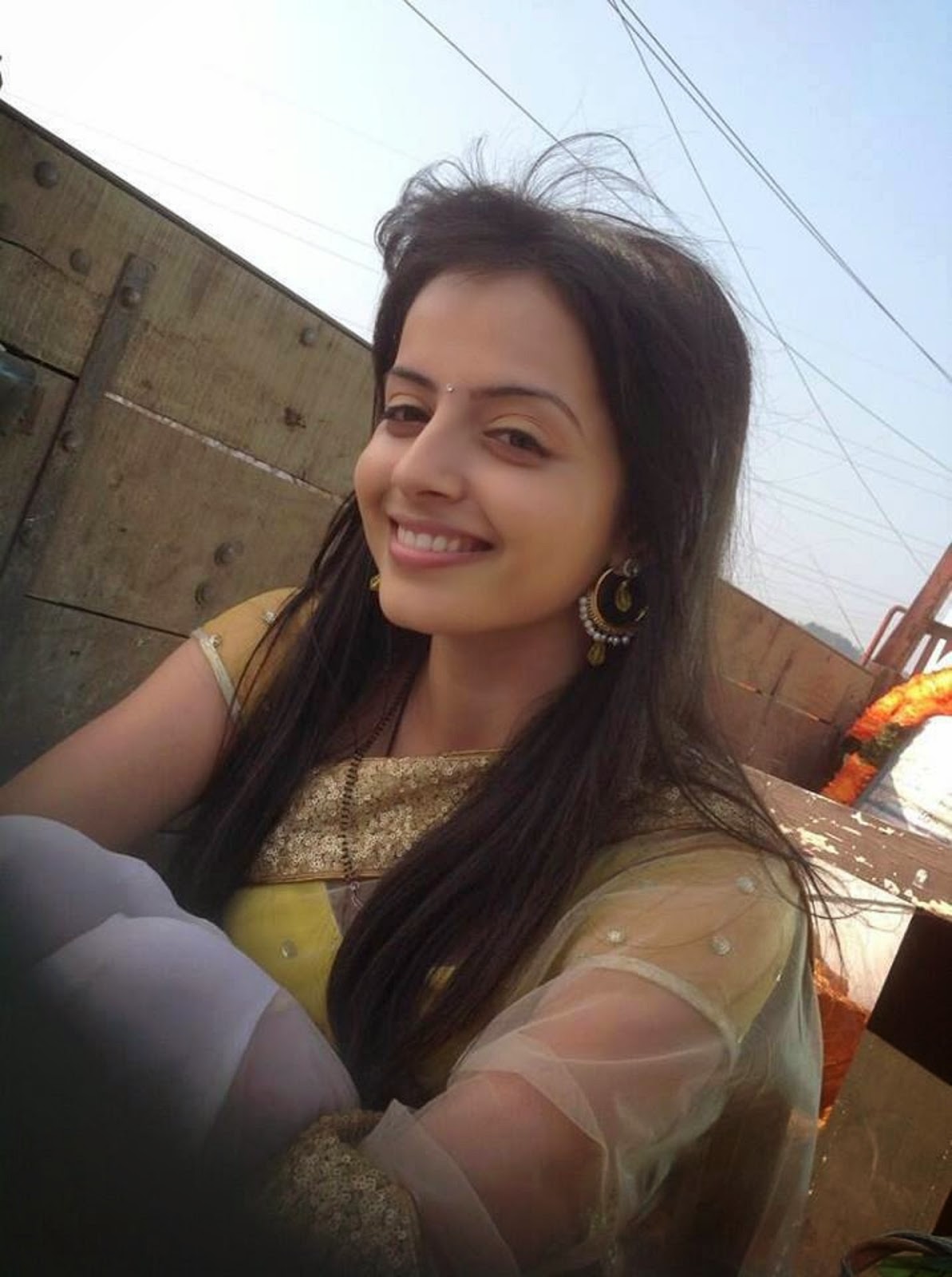 Shrenu Parikh HD Wallpapers Free Download