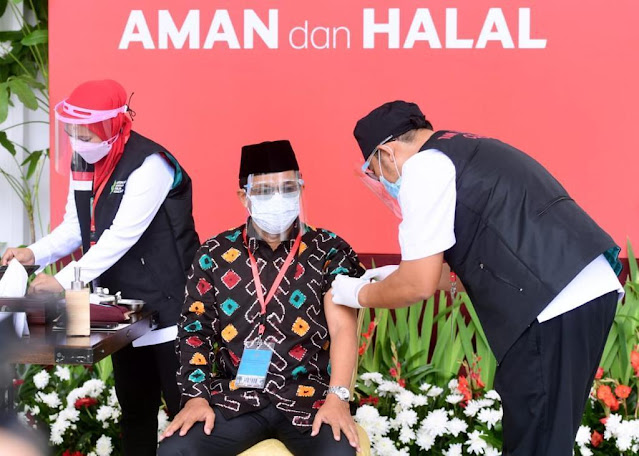 Rois Syuriah PBNU: Tak Perlu Takut, Yakin Bahwa Vaksin Ini Sesuatu yang Halal dan Aman