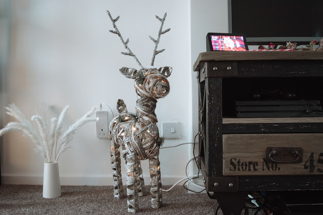 Rustic wooden light-up reindeer decoration