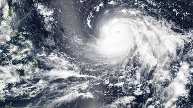 Topan Mangkhut Bergerak Menuju Filipina