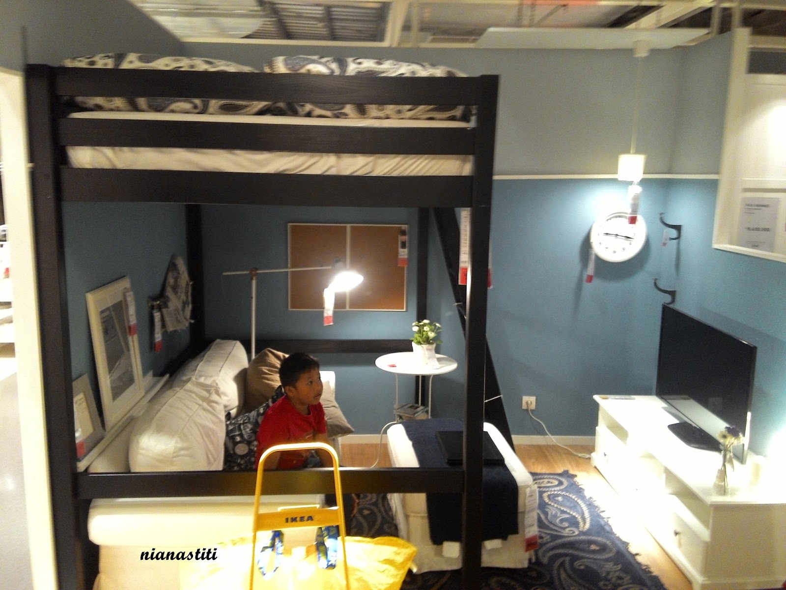 Cari Inspirasi Desain Interior Rumah Di IKEA LIVING ROOM