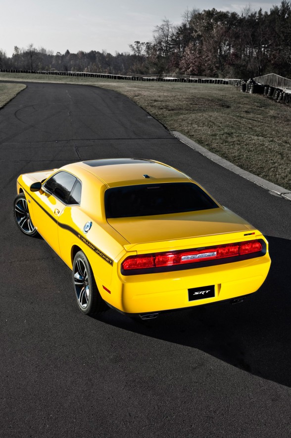 Dodge Challenger SRT8 392 Yellow Jacket