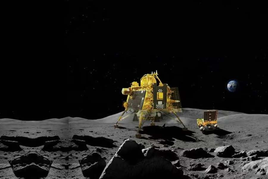 ISRO's Vikram Lander's Seismometer Detects Lunar Quakes on the Moon