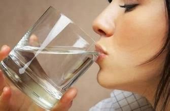 Water before meals helps with weight loss