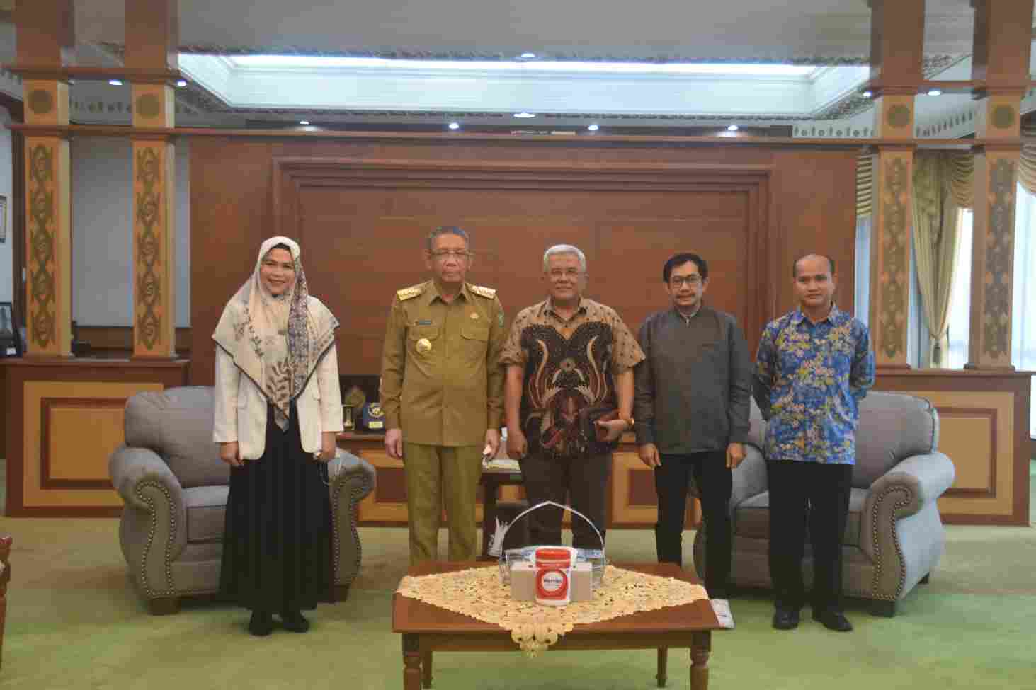 Sutarmidji Terima Audiensi Ketua Program Studi Magister Hukum Universitas Tanjungpura