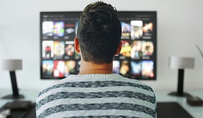 tv, man, watching, room, office, modern, technology, screen, watching control, home, desk, table, concept, video, netflix, entertainment, media, digital, film, presentation, play, network, searches, episode, movies