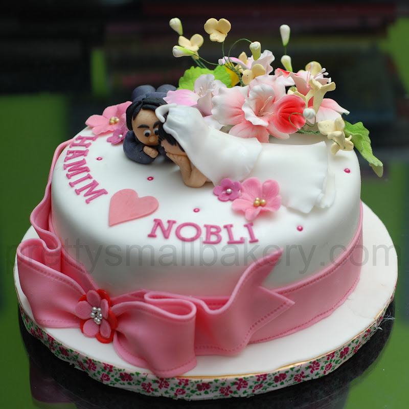 Kek hantaran kahwin : HAMIM & NOBLI - Prettysmallbakery