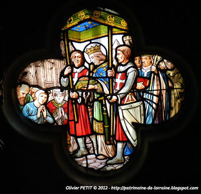 VEZELISE (54) - L'église Saint-Côme et Saint-Damien (Les Vitraux)