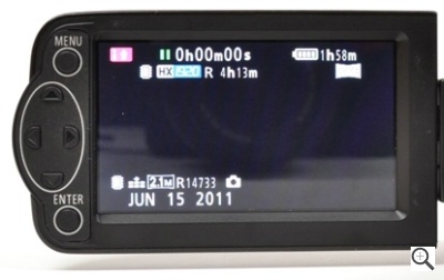 Panasonic HDC-TM40 Display