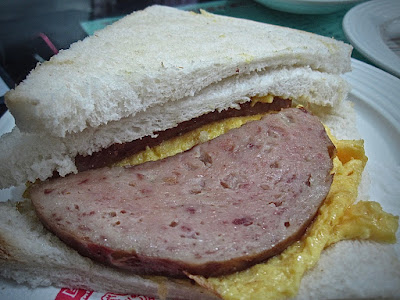 Yee Shun Milk Company, luncheon meat egg sandwich