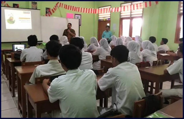 peraturan sekolah