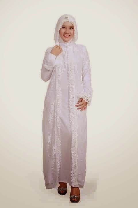  Trend  Baju  Muslim  Cantik Model Syahrini 2019 Trend  Model 