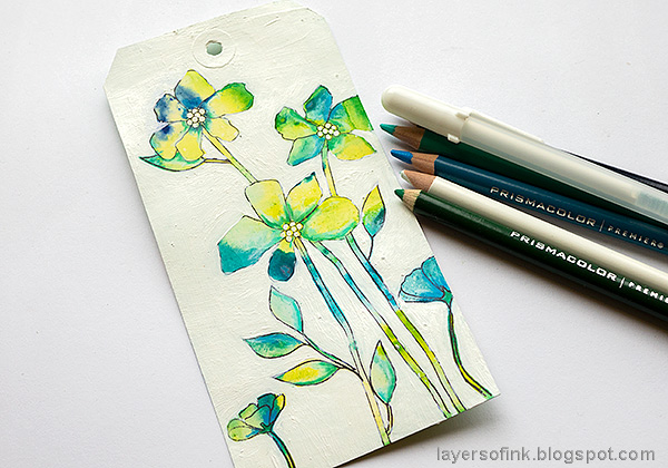 Layers of ink - Flowers on white background tutorial by Anna-Karin Evaldsson. Add details with colored pencils.