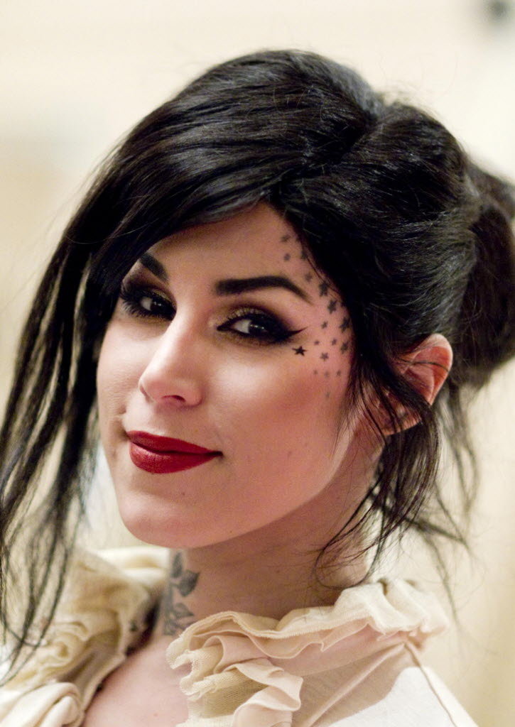 kitty kat von d