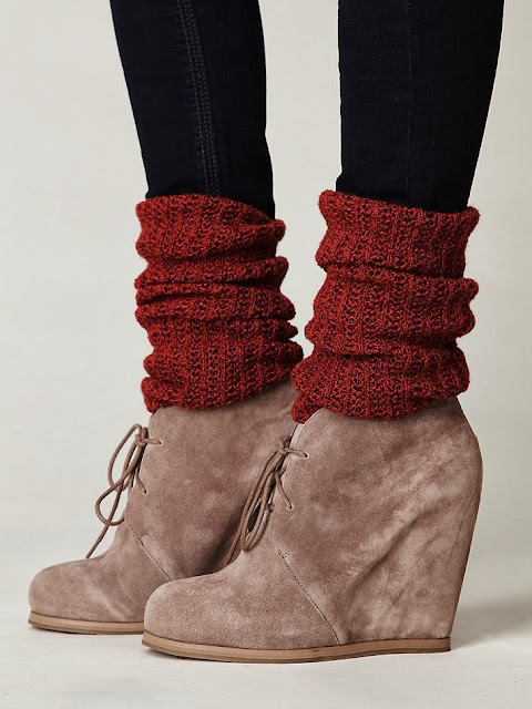 Adorable velvet shoes for fall fashion