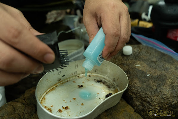 Camp Kitchen Pot Scrubber and Soap