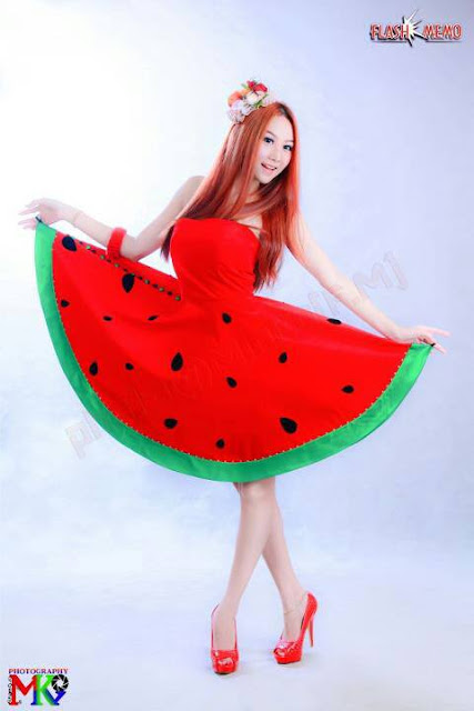 thinzar nwe win with fruit fashion