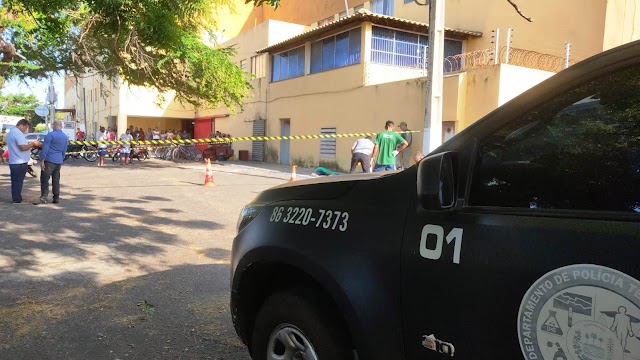 Adolescente de 15 anos é assassinado a tiros próximo a shopping no Centro de Luís Correia