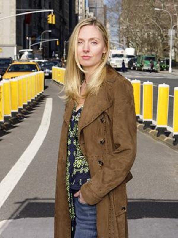 Hope Davis - Picture Gallery