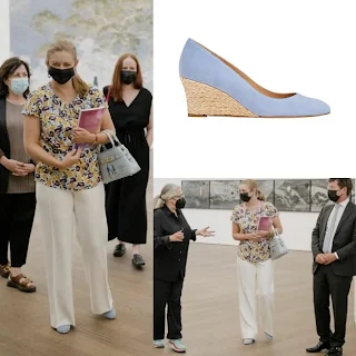 Princess Stephanie wearing espadrilles