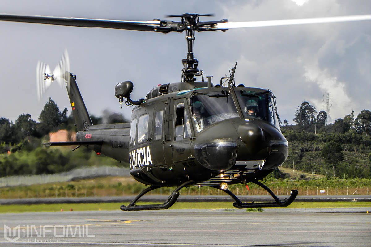 La Aviación de la Policía de Colombia retiró toda su flota de helicópteros Bell Huey II