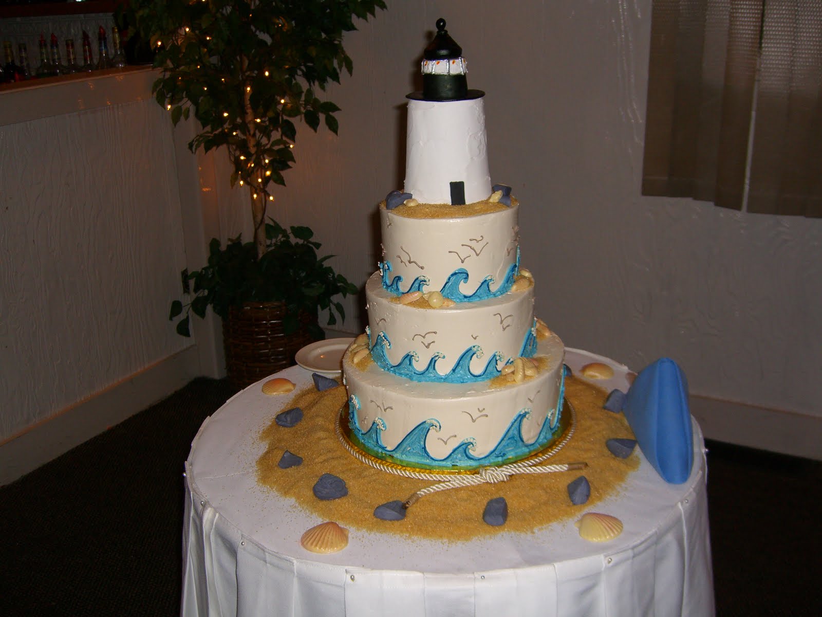 Delicious Cakes  Wedding  Cakes  For A Seaside Wedding 