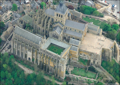 [Image: Mont-Saint-Michel-10.jpg]