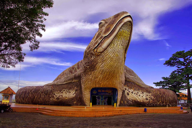 Wisata Pantai Kartini Jepara Jawa Tengah